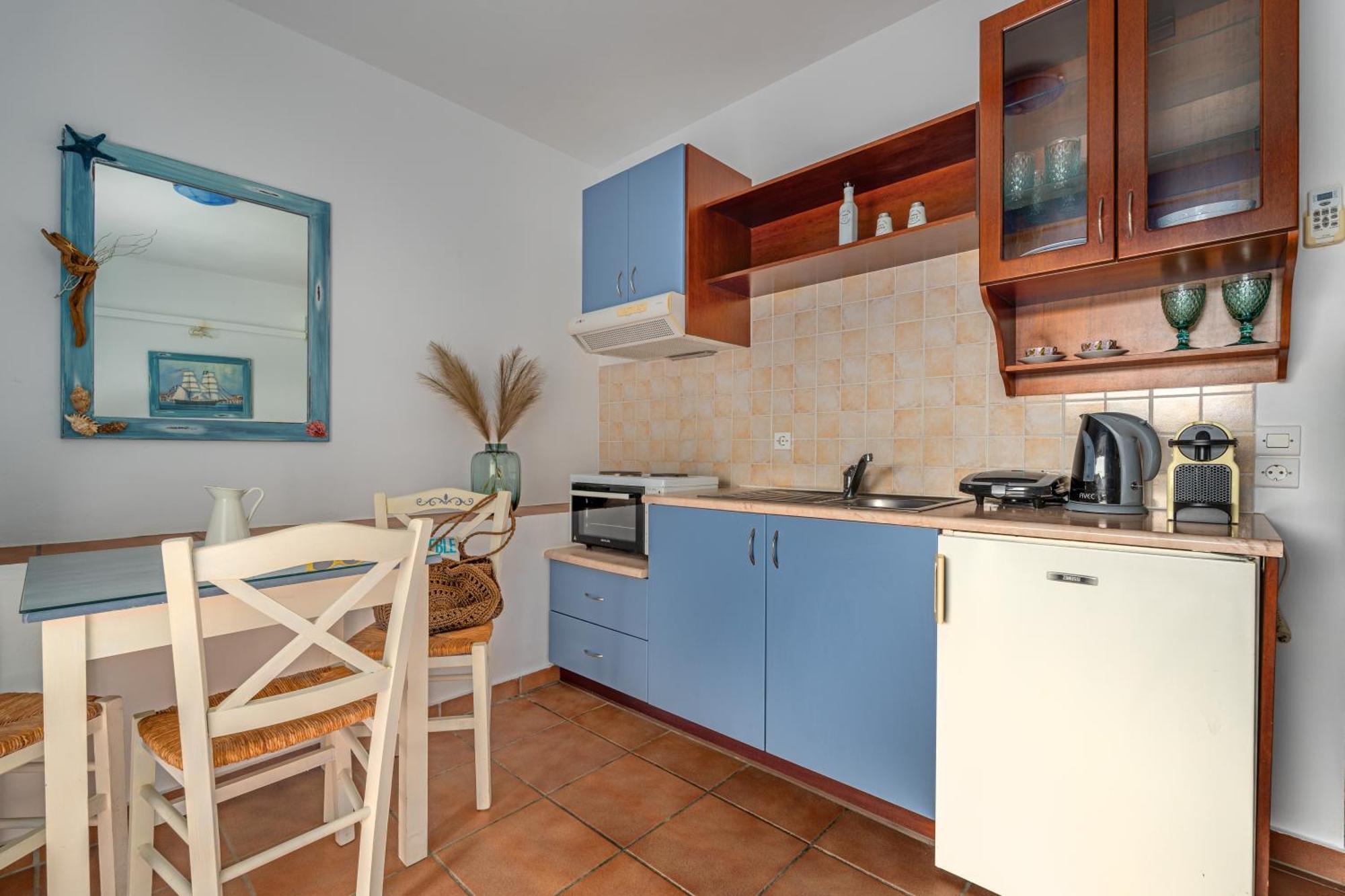 Niovi Seaview Apartments Agioi Apostoloi  Luaran gambar